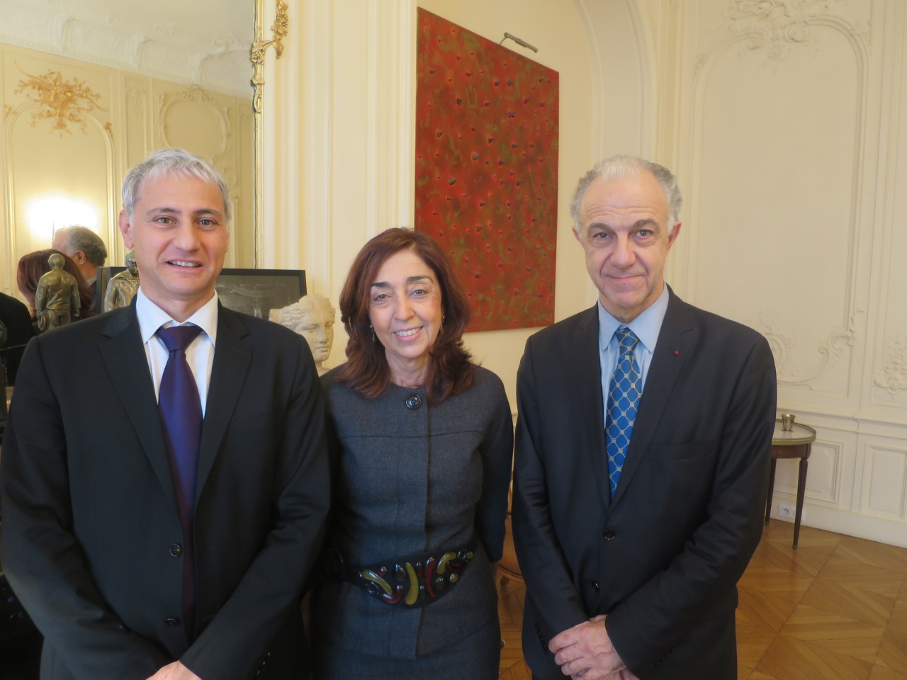 Jean-Marie Cambacérès et Frédéric Boccara référent du groupe Amérique Latine de la Section AEI avec S. Exc. Maria del Carmen Squeff, Ambassadeur d’Argentine en France le 11 janvier 2016.